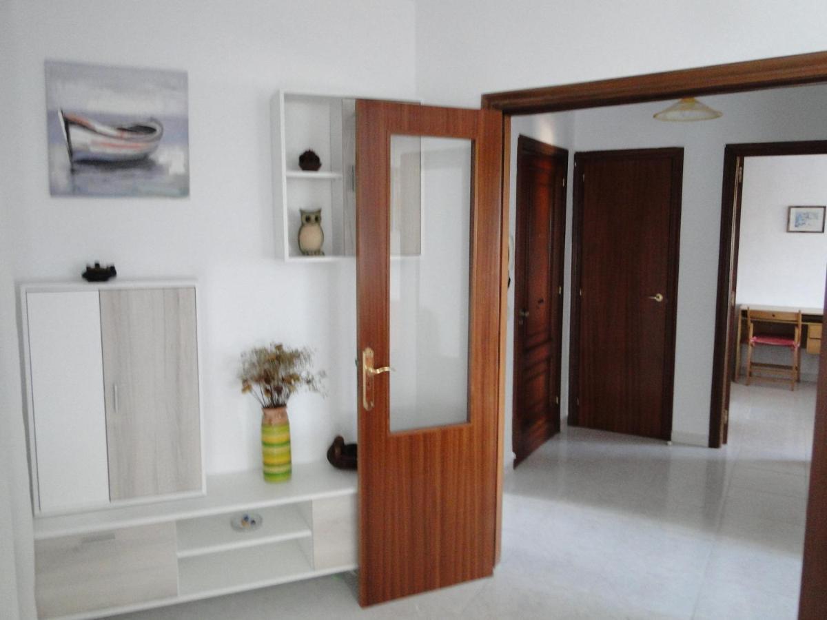 Apartamentos Blanco O Grove Luaran gambar
