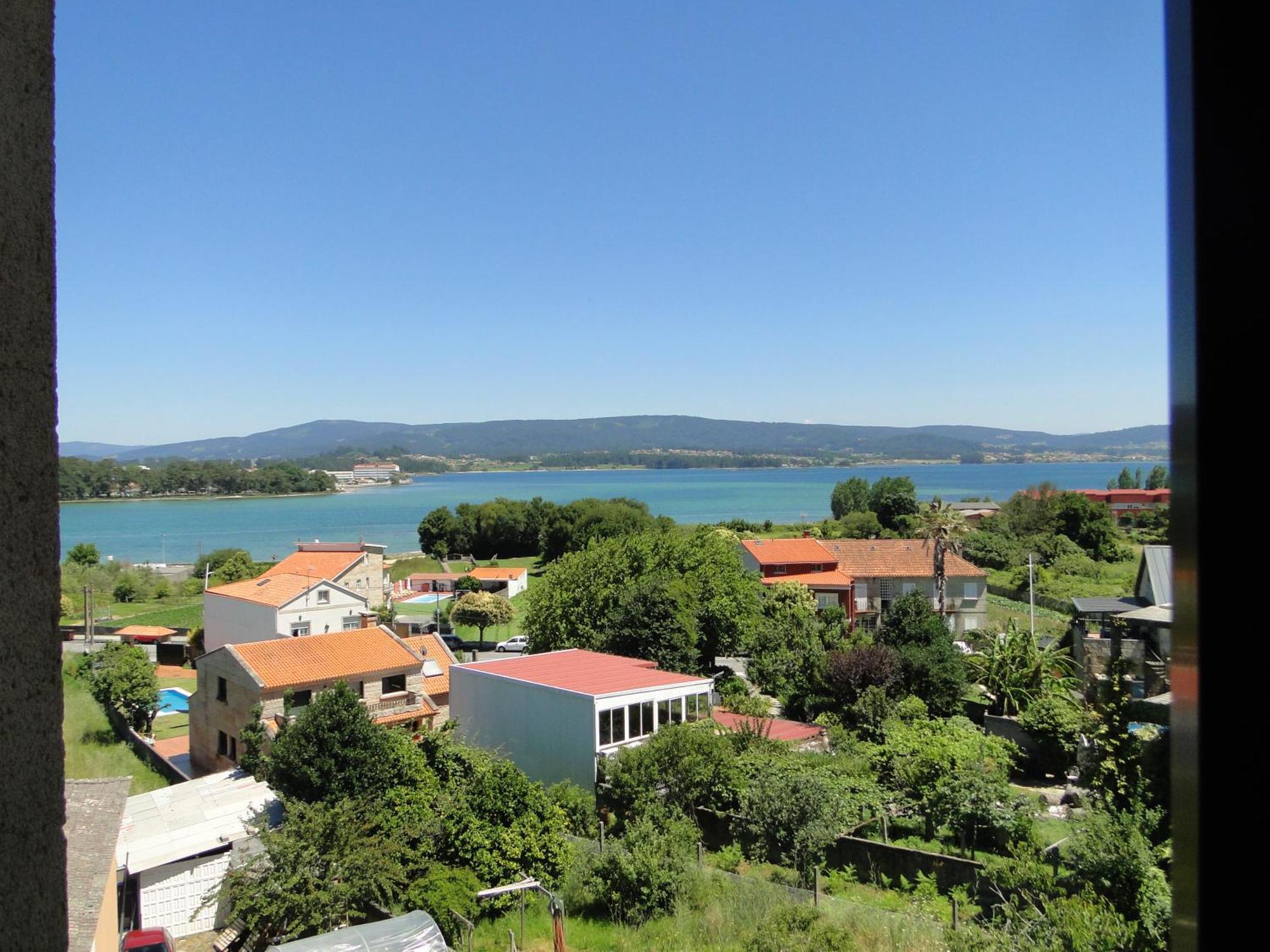 Apartamentos Blanco O Grove Luaran gambar