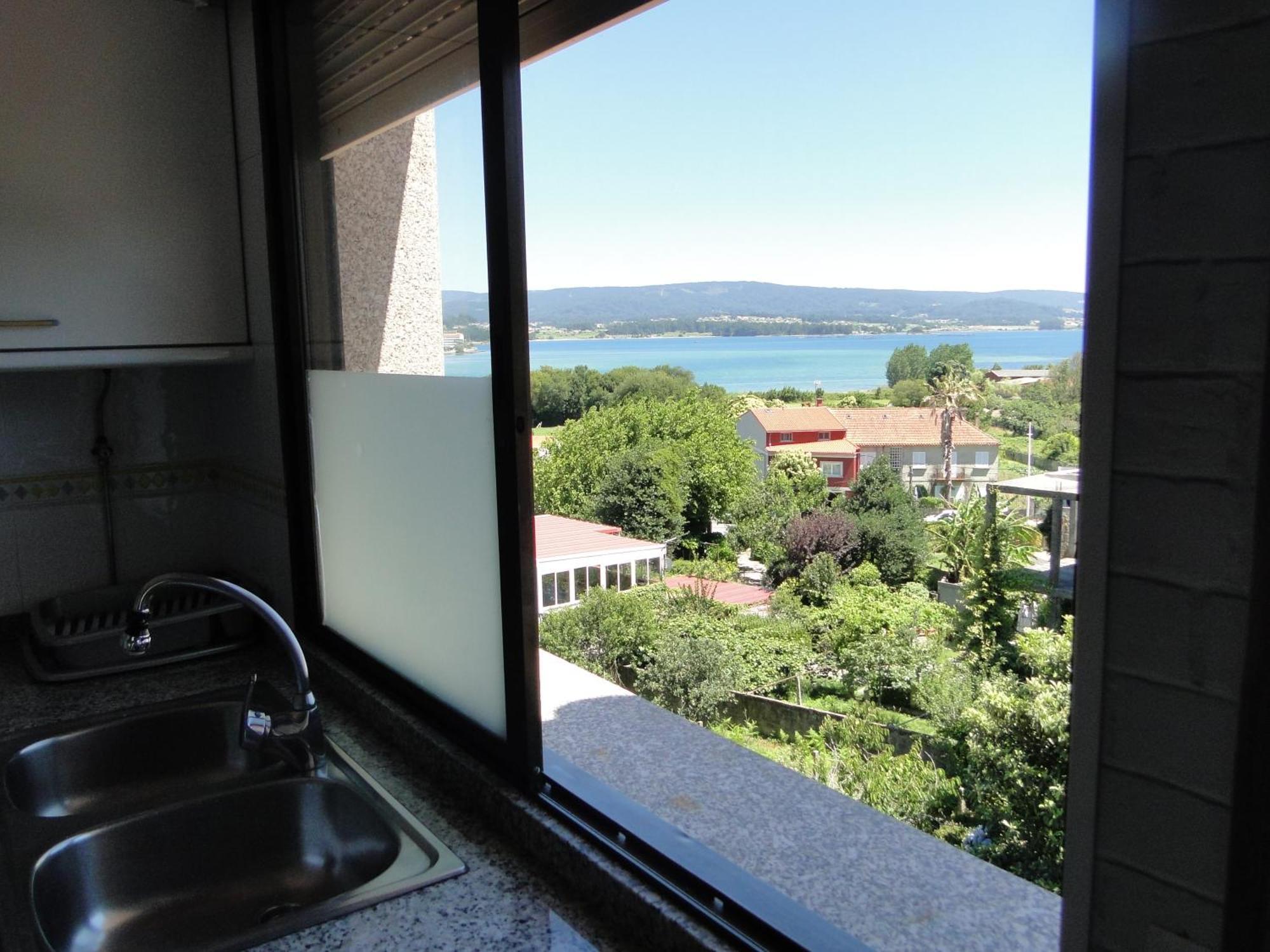 Apartamentos Blanco O Grove Luaran gambar