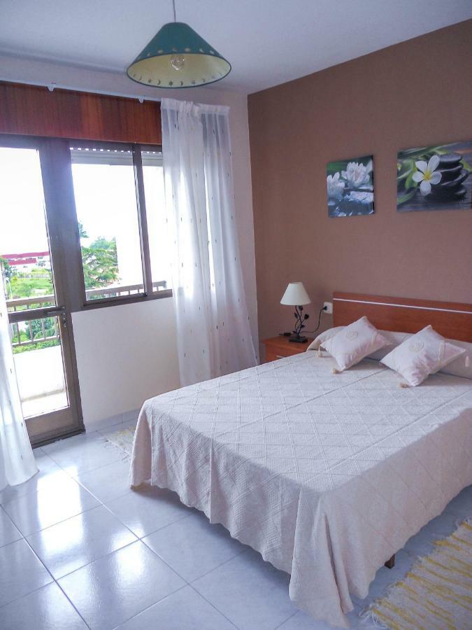 Apartamentos Blanco O Grove Luaran gambar